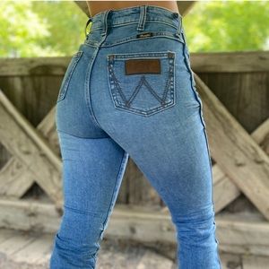 Wrangler retro womens high rise boot cut jeans